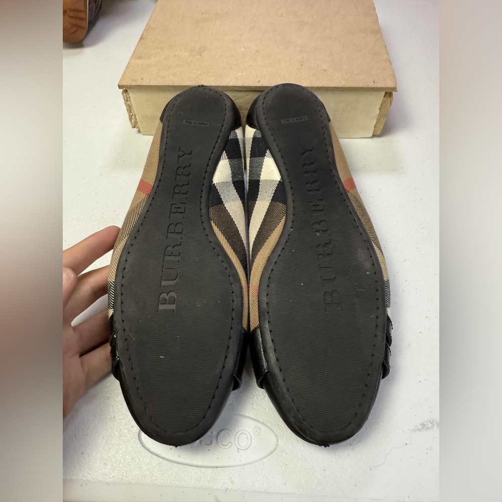 Burberry Beige Plaid Leather Cap Toe Flats - Picture 12 of 12